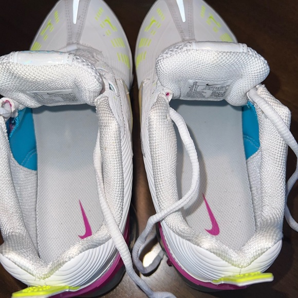 Vapor Max 360 • Size 10 US Womens - Picture 6 of 7